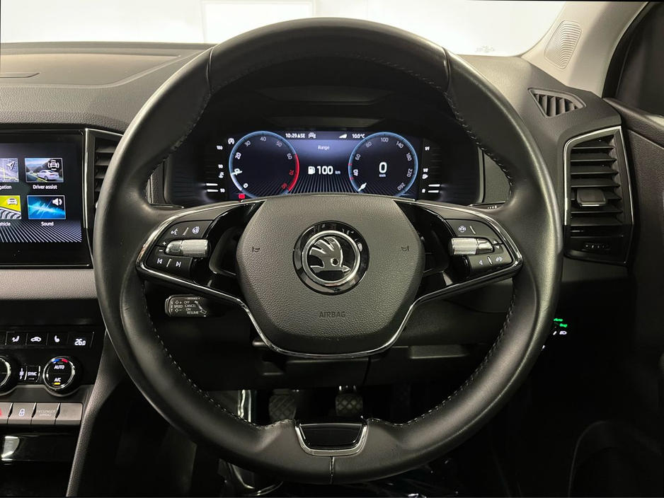 2022 Skoda Karoq - image 5