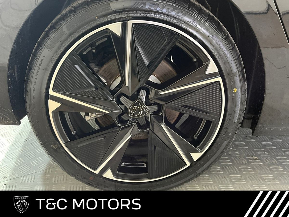 2023 Peugeot 308 308 GT HYBRID 180bhp PHEV Automatic, Peugeot Drive Assist, Bluetooth, Wireless Apple Carplay & Android Auto €29,995