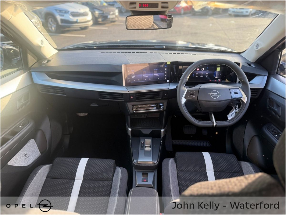 2026 Opel Frontera 1.2 Petrol ELEGANCEHybrid €33,965