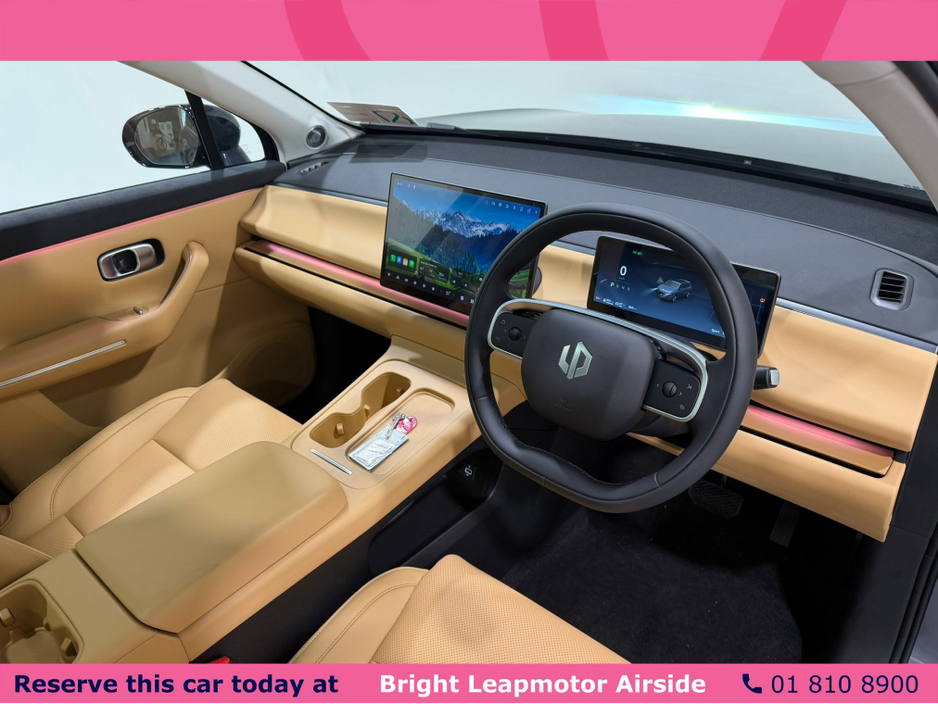 2026 Leapmotor C10 - image 22