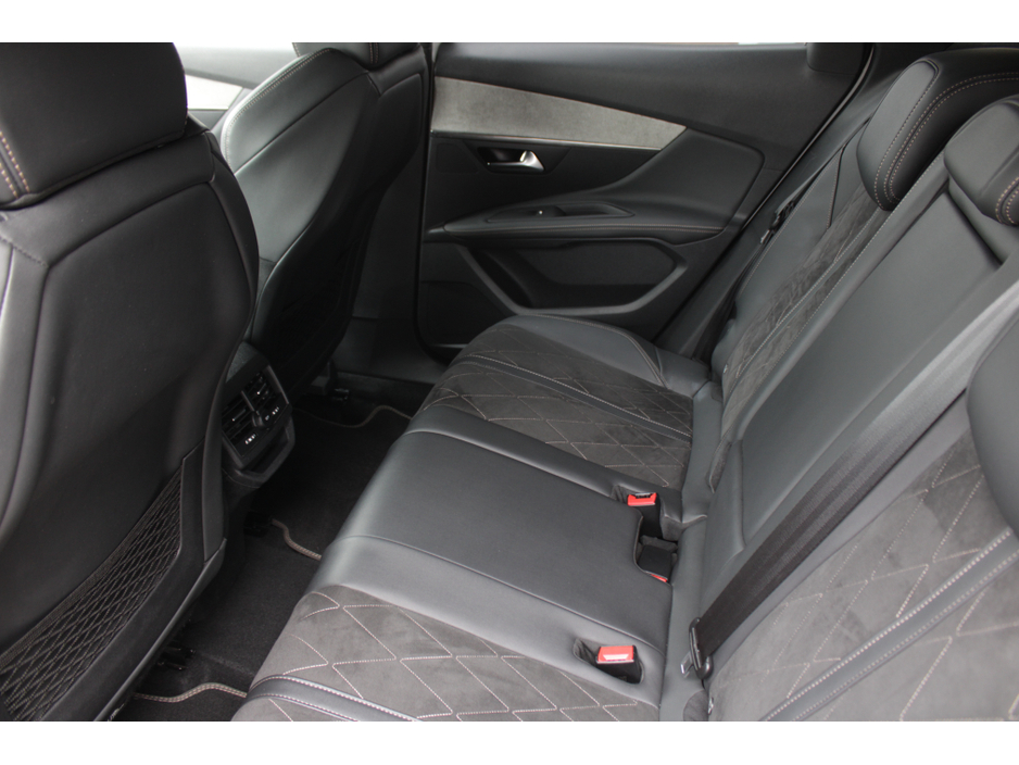 2019 Peugeot 3008 - image 24