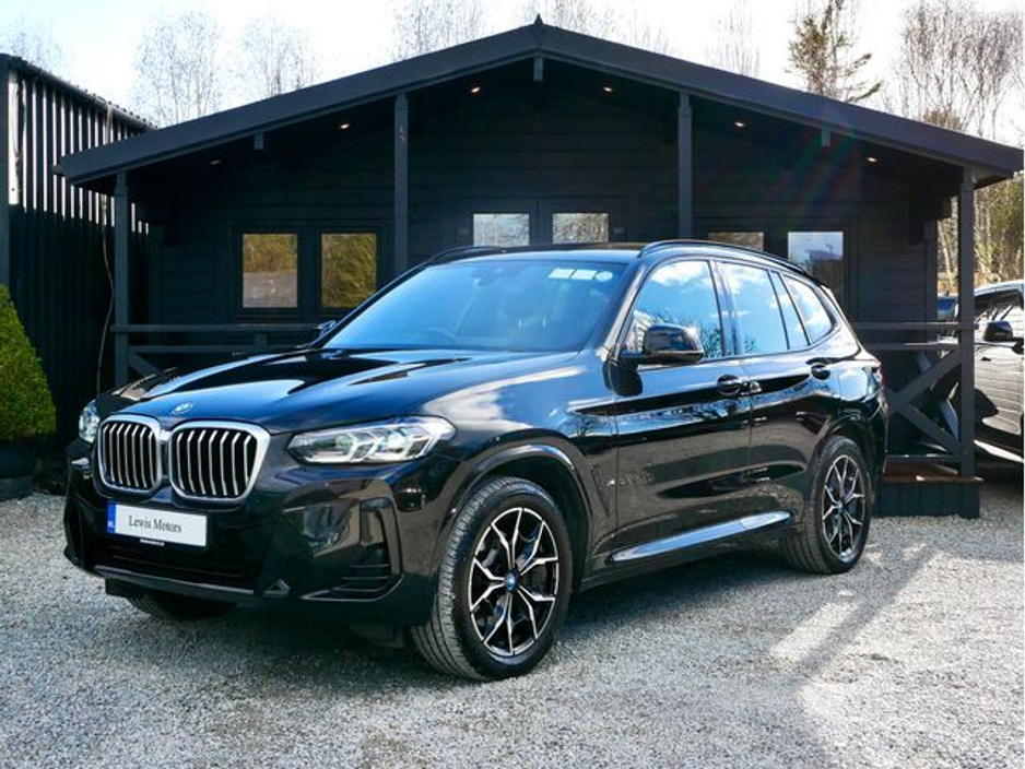 2024 BMW X3 - image 3