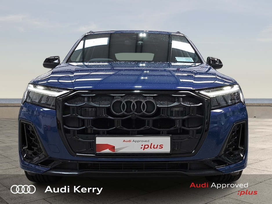 2025 Audi Q7 - image 2