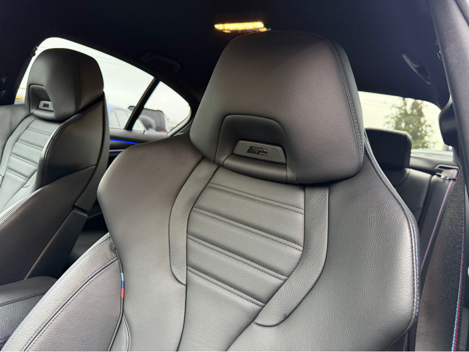 2020 BMW 5 Series - image 21