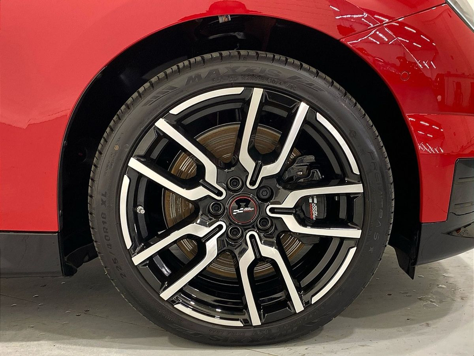 2025 MINI Hatch Cooper E €31,950