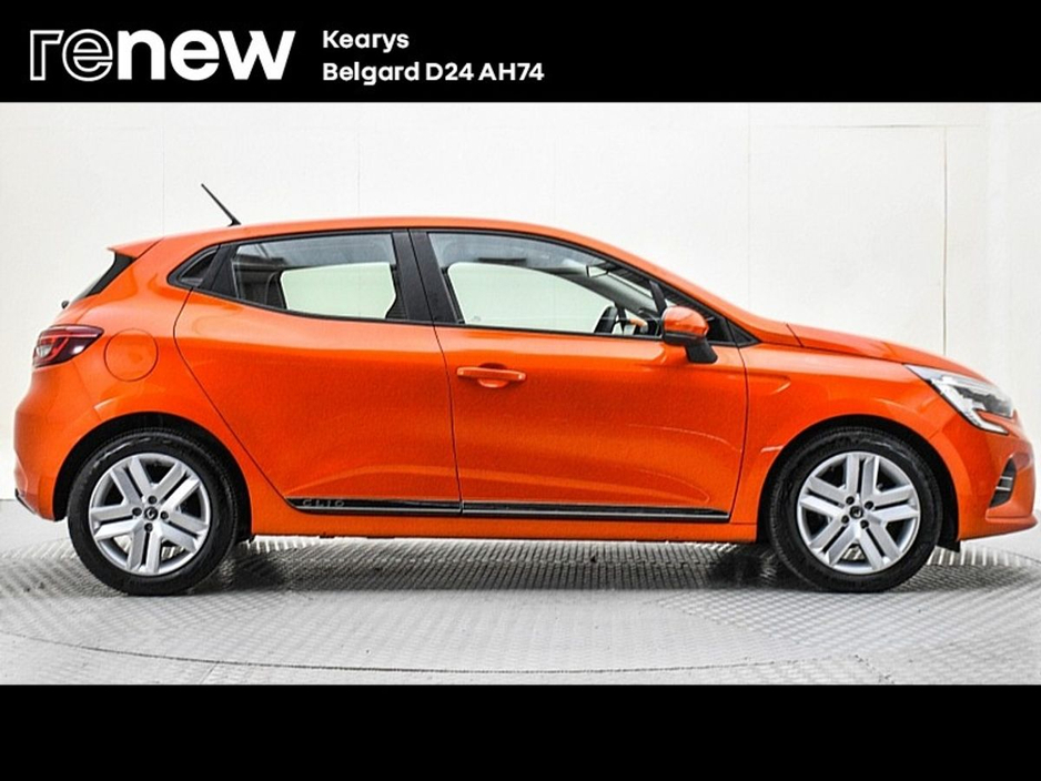 2020 Renault Clio - image 7