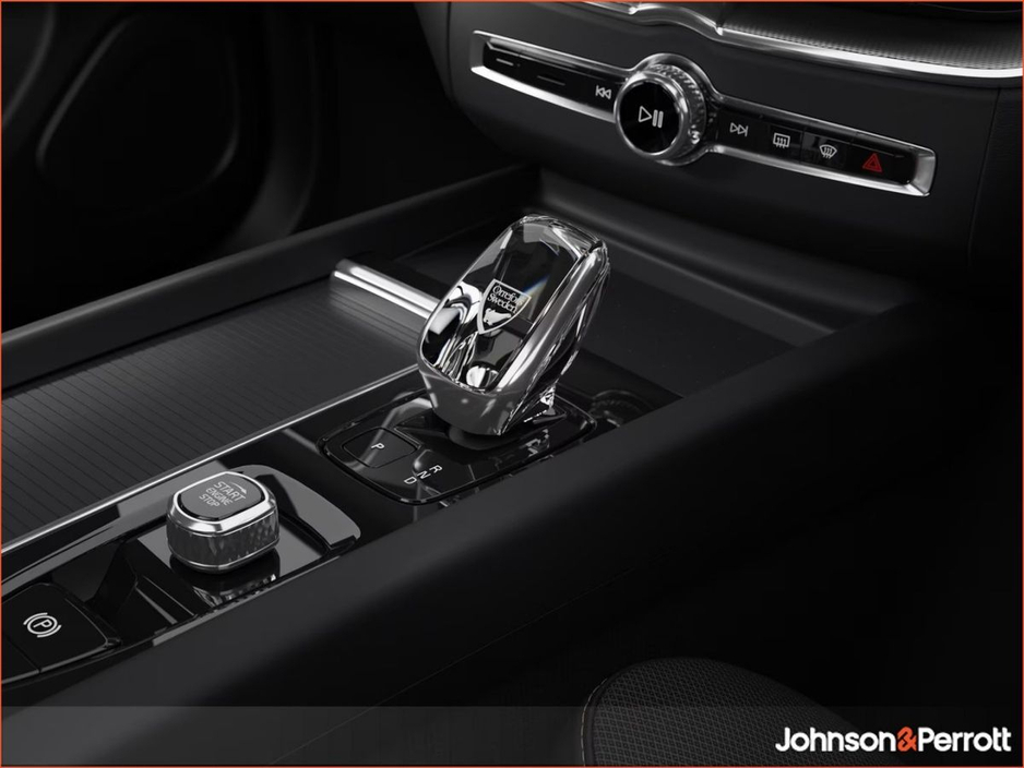 2026 Volvo XC60 T6 350bhp AWD PHEV Plus Black Edition - Vapour Grey Metallic €76,245