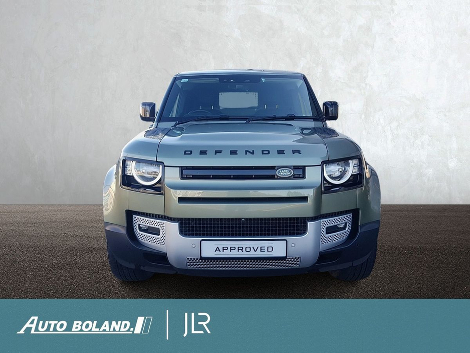 2024 Land Rover Defender - image 8