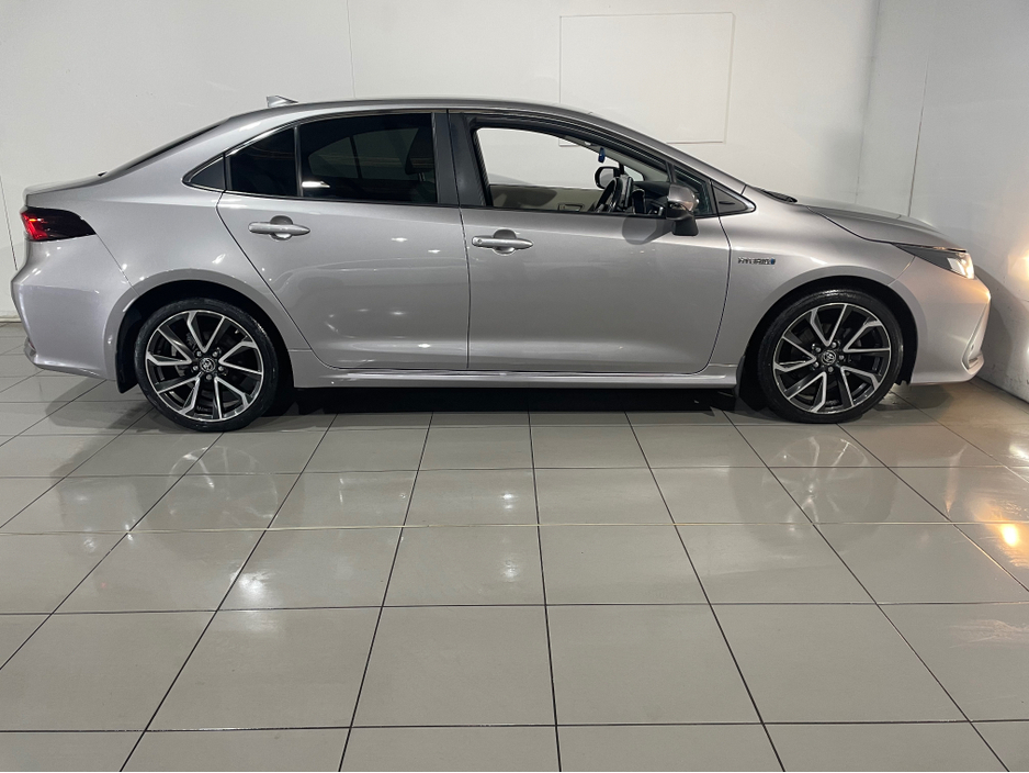 2022 Toyota Corolla HYBRID SOL SALOON 4DR FULL SERVICE HISTORY €19,950