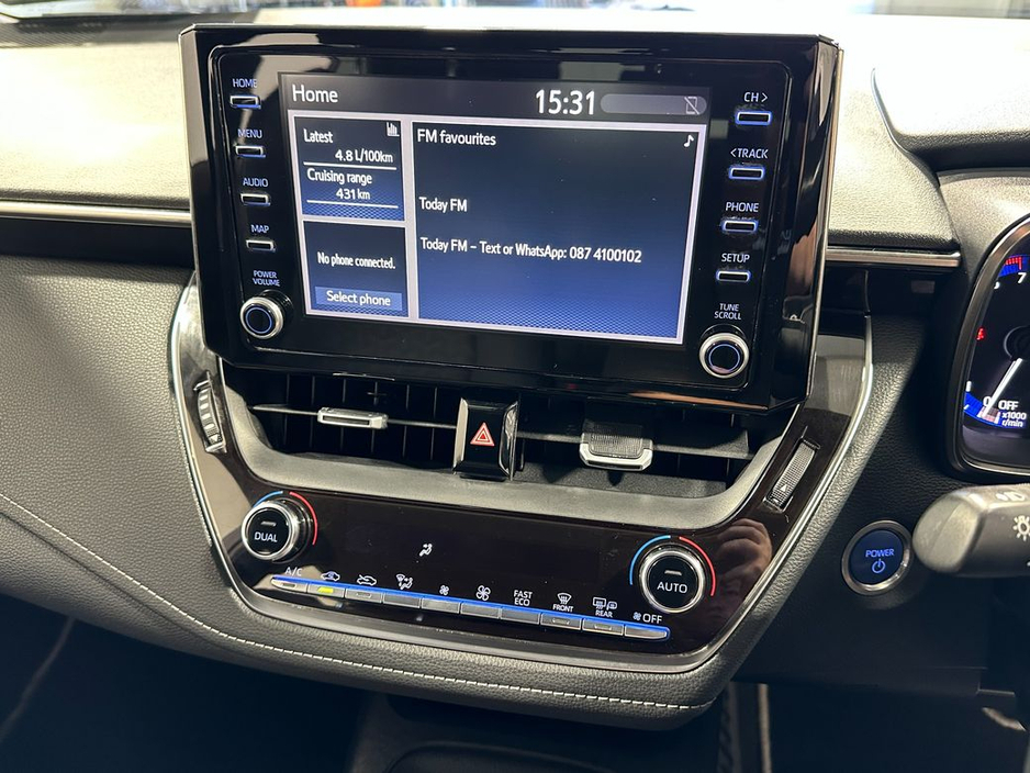 2019 Toyota Corolla Luna Self Charging Hybrid €20,800