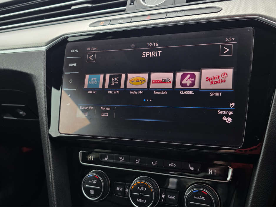 2018 Volkswagen Arteon - image 35