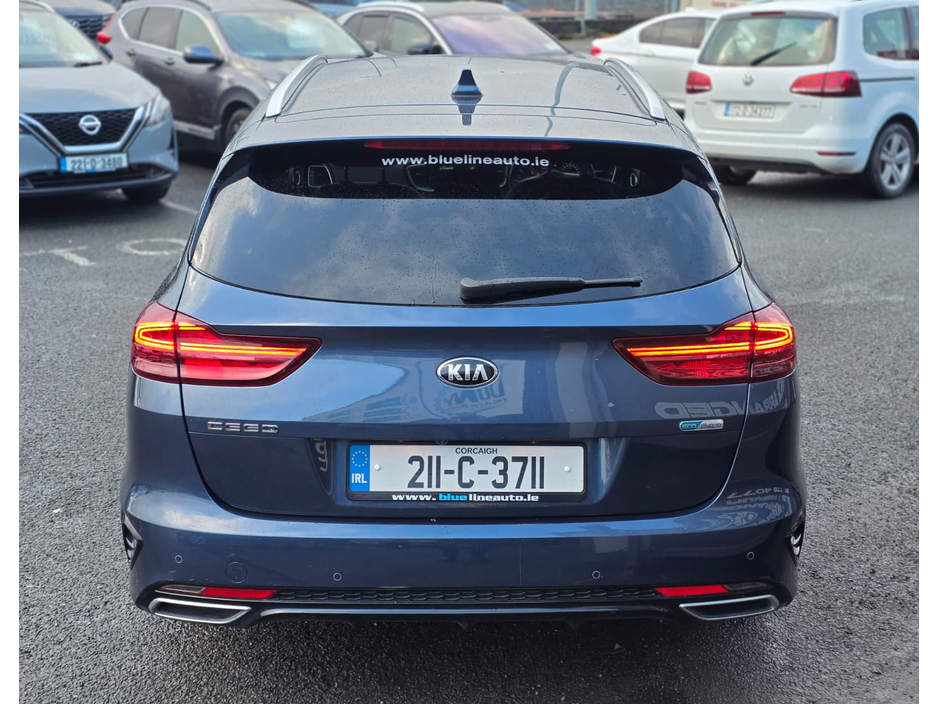 2021 Kia Ceed - image 4