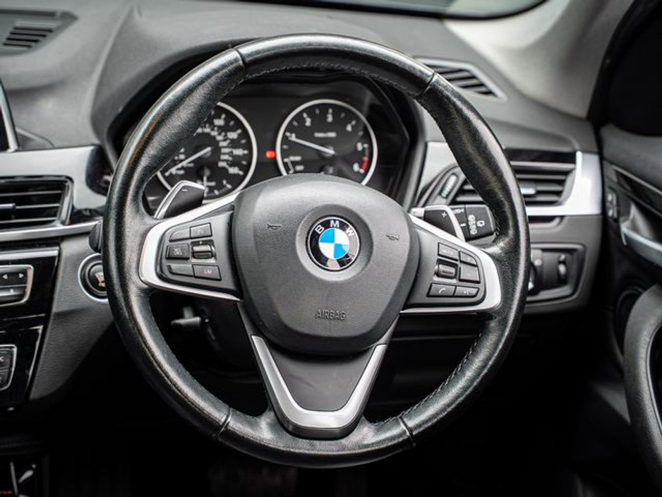 2018 BMW X1 - image 7
