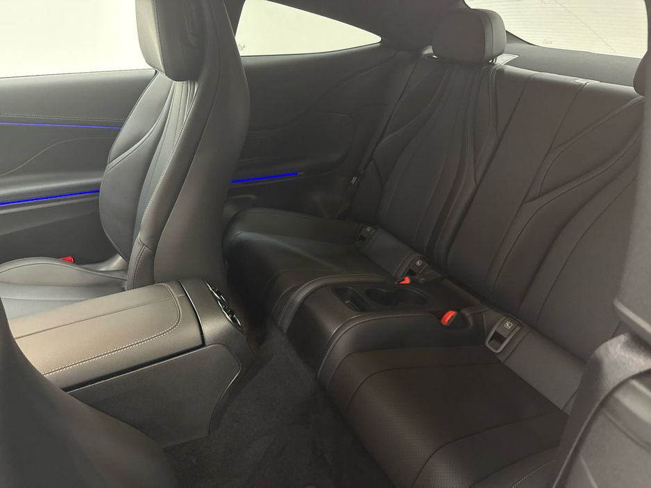 2026 Mercedes-Benz CLE CLE 300 e AMG PHEV Line * Premium Pack* | Memory Seat Package, Panoramic Sunroof €90,508