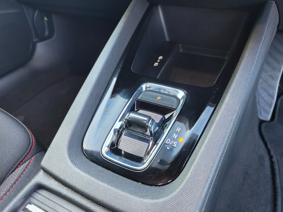 2022 Skoda Octavia - image 27