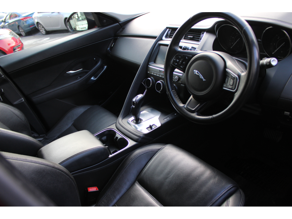 2020 Jaguar E-Pace 2.0 D 150PS CHEQUERED FLAG EDITION AWD AUTO €22,950