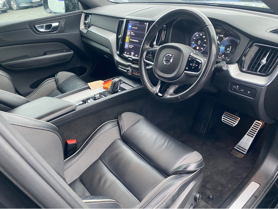 2021 Volvo XC60 2.0 R-DESIGN T6 RCHARG AWD AUTO 337BHP €28,800