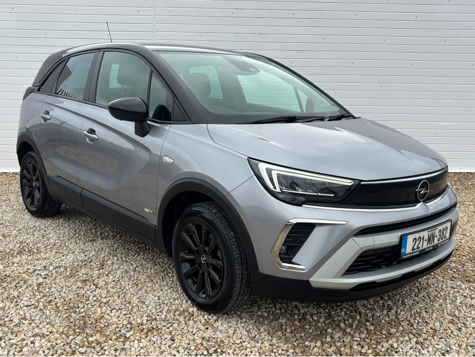 2022 Opel Crossland X - image 10