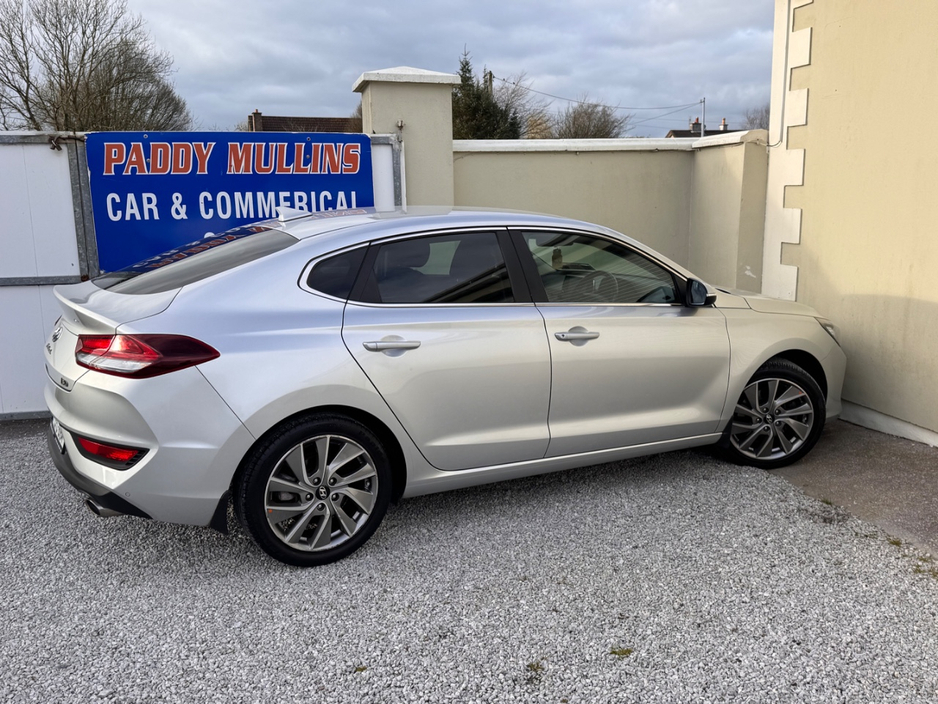 2019 Hyundai i30 - image 6