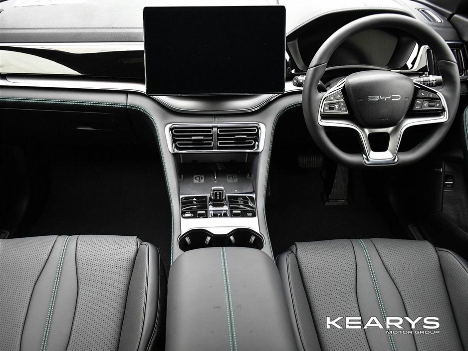 2025 BYD Seal U - image 9