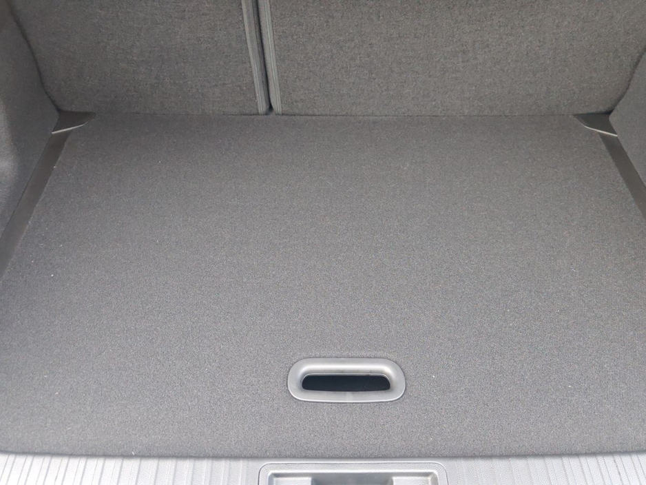 2026 Renault Captur - image 12