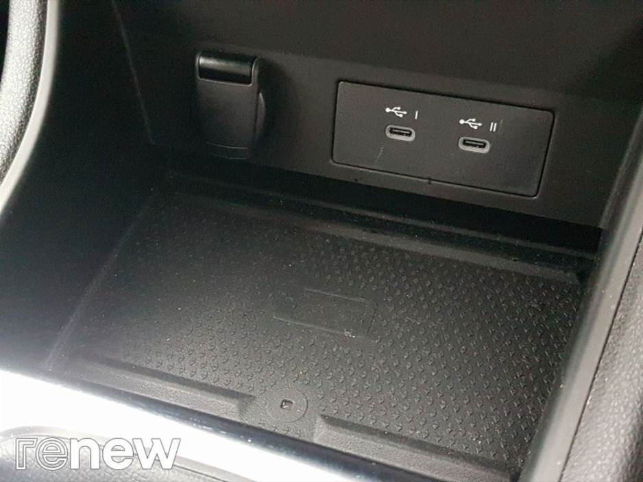 2024 Renault Captur - image 21