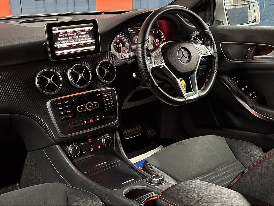 2015 Mercedes-Benz A Class - image 4