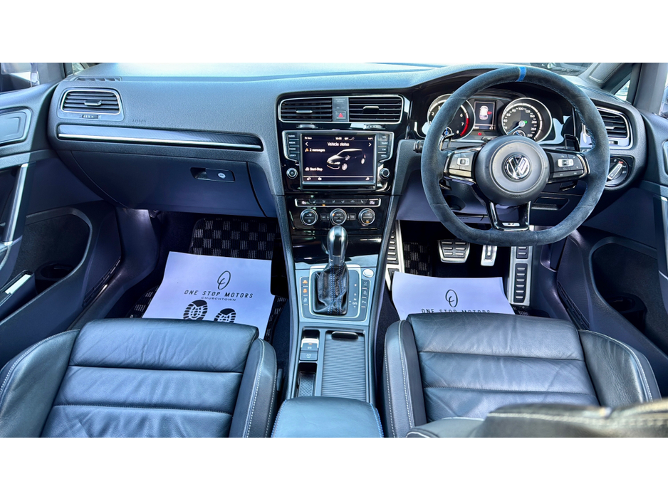 2014 Volkswagen Golf - image 20