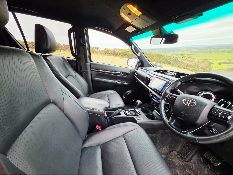 2019 Toyota Hilux 2.4D4D INVINC 148BHP D/C €29,950