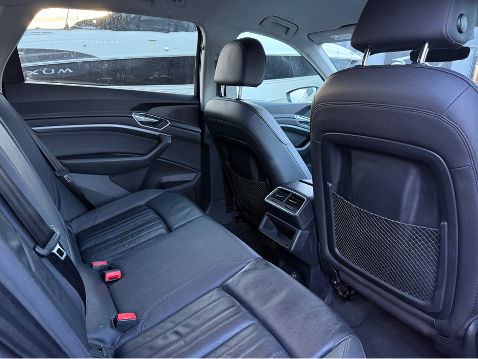 2020 Audi e-tron QUATTRO 55 5DR AUTO €23,950