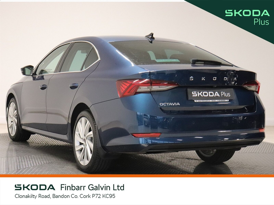 2023 Skoda Octavia - image 15