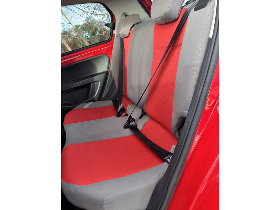 2016 Volkswagen up! - image 19