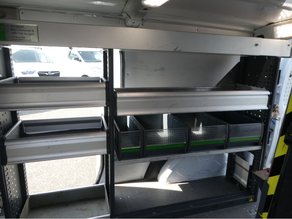 2015 Renault Kangoo - image 14