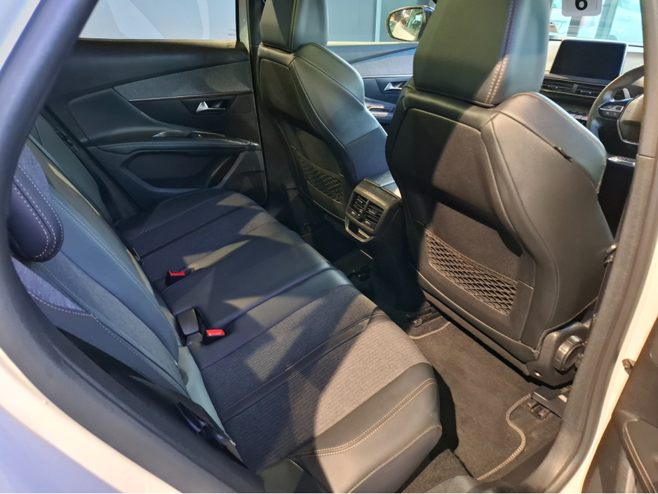 2020 Peugeot 3008 GT-LINE 1.5 HDI 130 6.2 4 4DR €23,950
