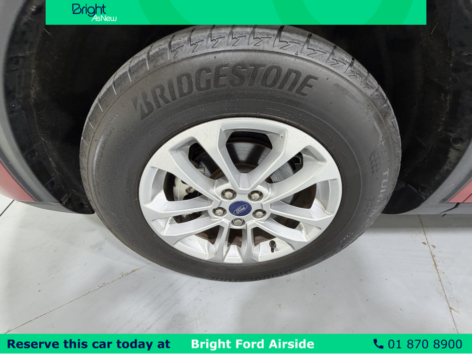 2024 Ford Kuga - image 12