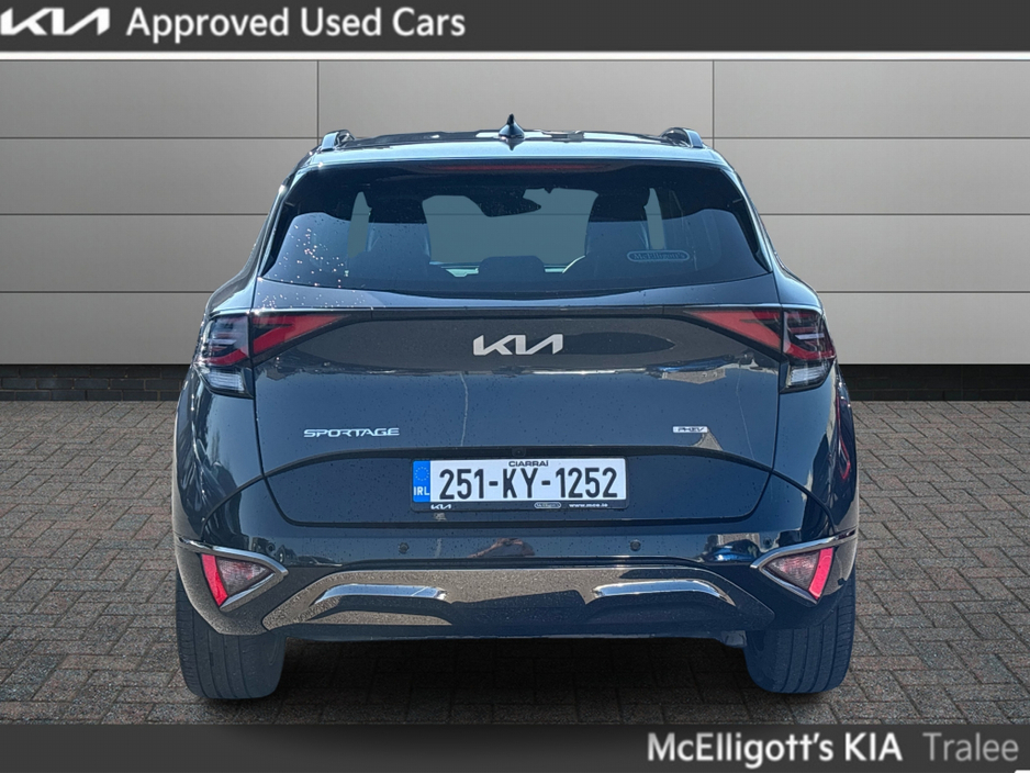 2025 Kia Sportage - image 8