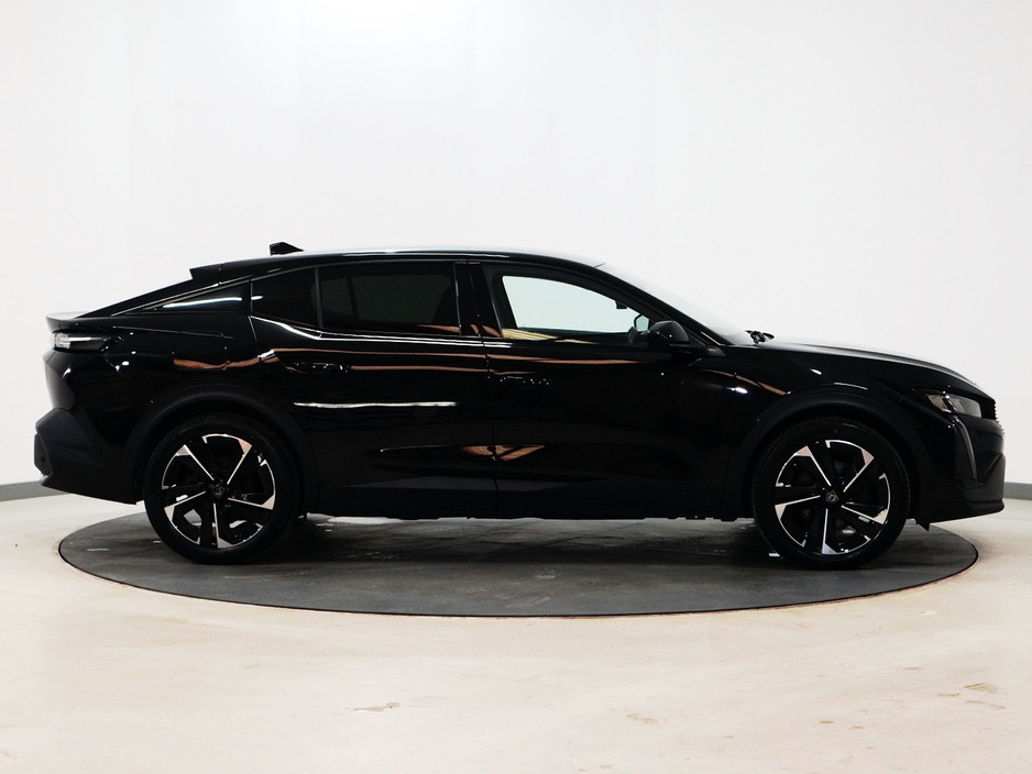 2024 Peugeot 408 *64* ALLURE S/S PHEV AUTO €29,950