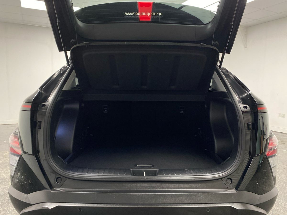 2024 Hyundai Kona 1.6 HYBRID Signature Auto €25,995