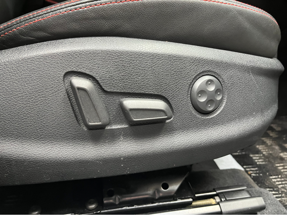 2015 Audi S3 - image 11