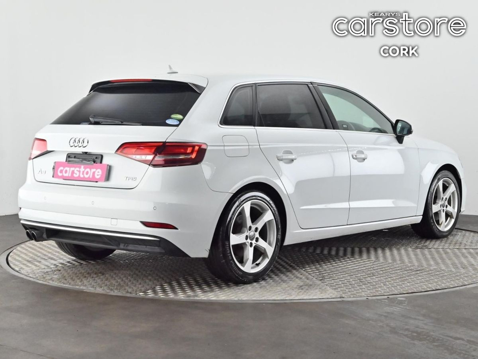 2017 Audi A3 1.4 TFSI Auto €17,880