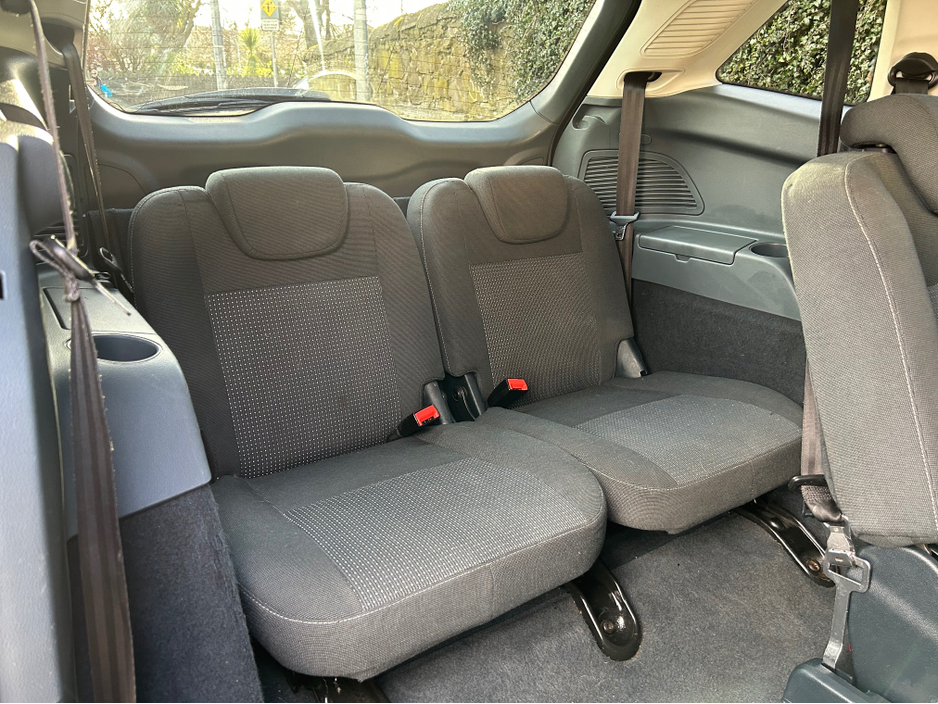 2014 Ford C-Max 1.6 TDCI ZETEC 115 115PS 5DR €7,995