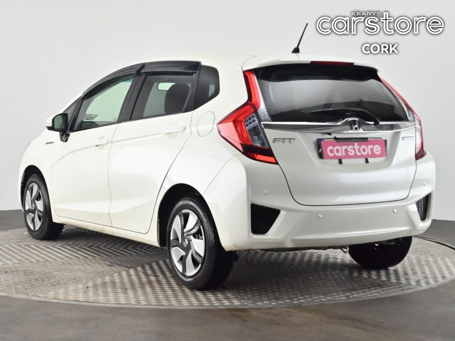 2015 Honda Fit FIT DAA-GP5 HYBRID 5DR AUTO €10,880
