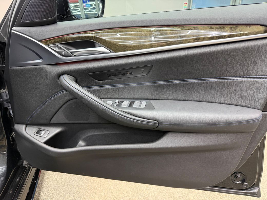 2019 BMW 5 Series 520D M Sport Massive Spec €31,950