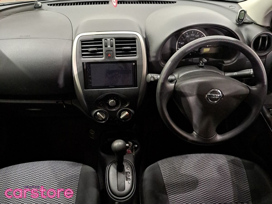 2020 Nissan March - image 11