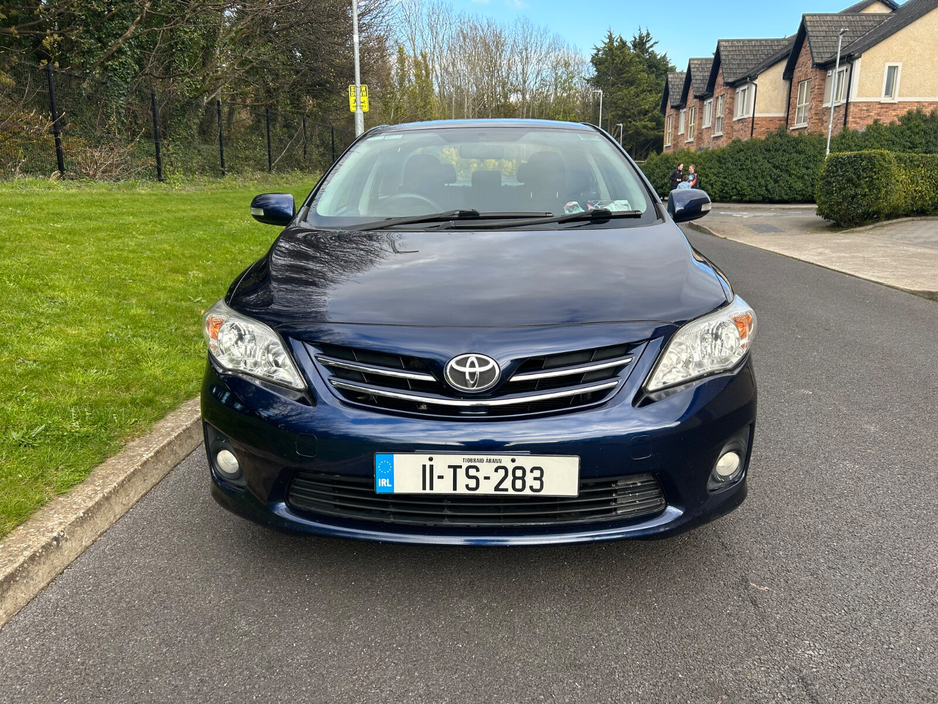 2011 Toyota Corolla - image 10
