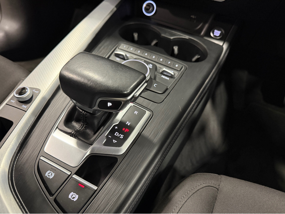 2019 Audi A4 SE 35 TDI S-A €21,900