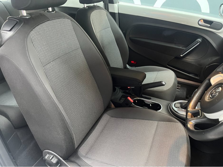 2015 Volkswagen Beetle €11950 2015 VOLKSWAGEN BEETLE DESIGN 1.2 AUTOMATIC /  REVERSE CAMERA €11,950