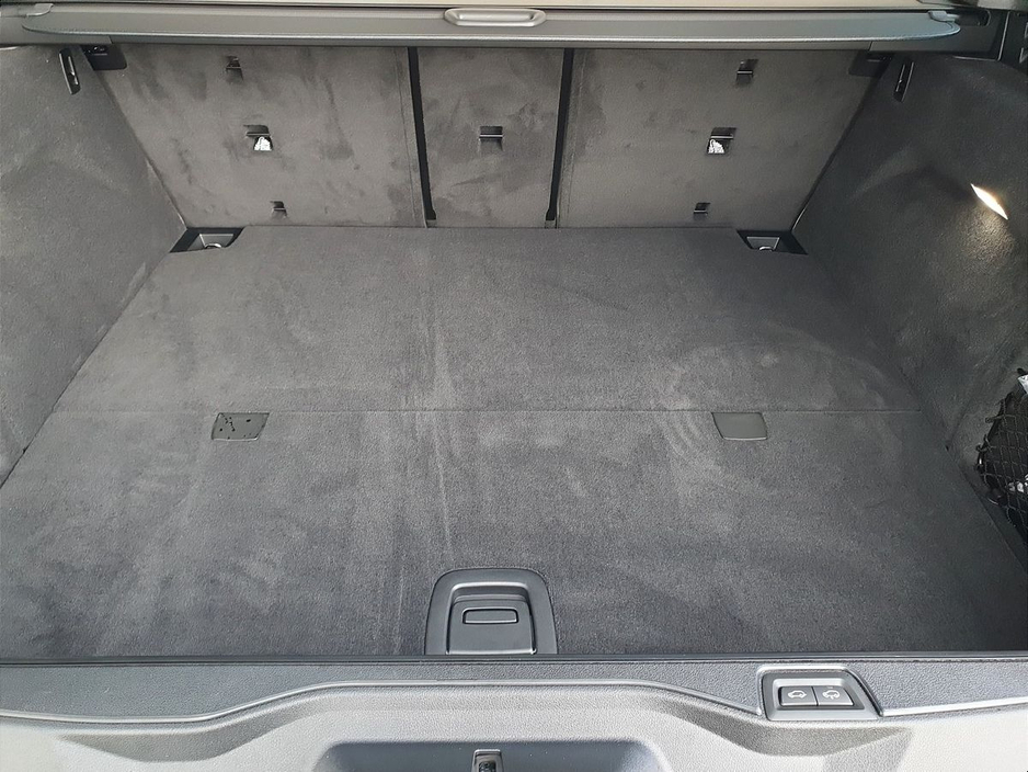 2026 BMW X5 - image 13