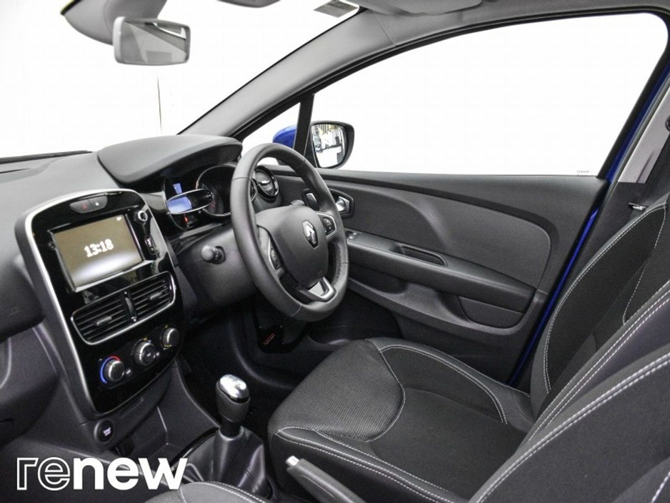 2018 Renault Clio - image 5