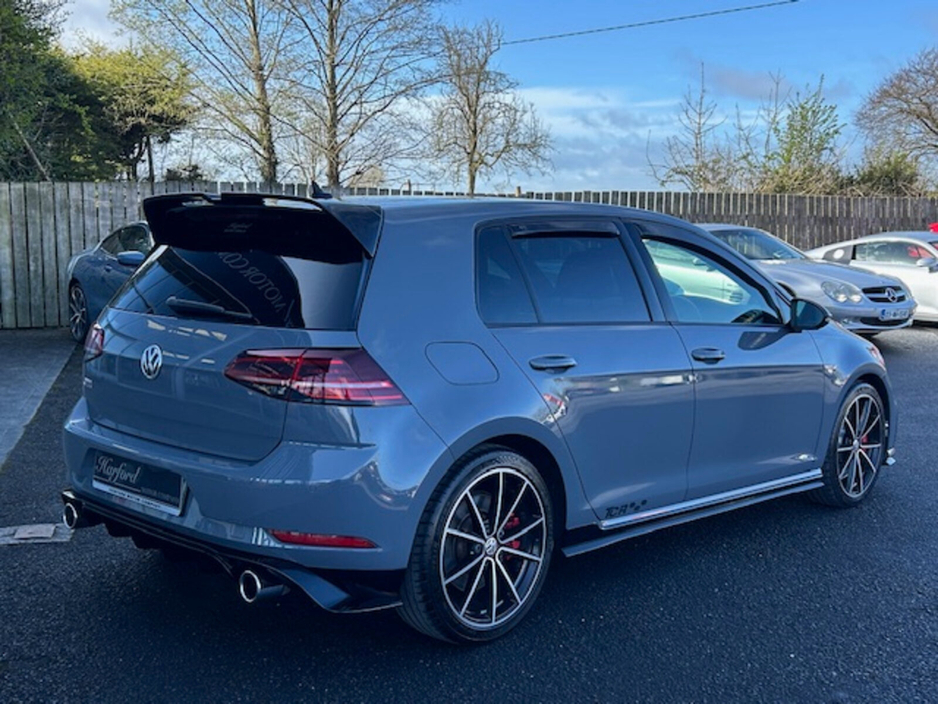 2019 Volkswagen Golf - image 8
